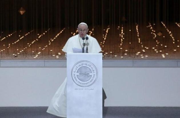 Папа Римський пожертвував півмільйона доларів біженцям