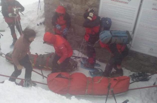 В Карпатах з гори Піп Іван спустили двох туристів з обмороженням і тіла загиблих