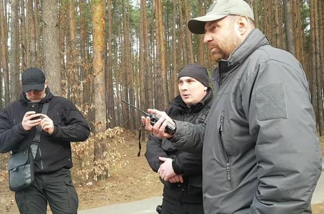 Охранники Медведчука задержали журналистов "Наших грошей", лояльные медиа снимали процесс