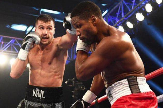 Гвоздик здобув дострокову перемогу