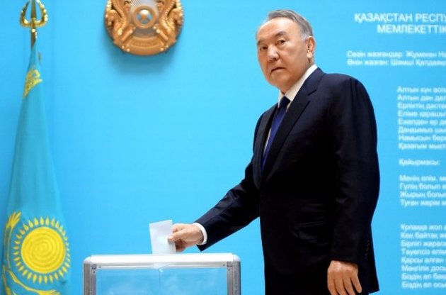 Назарбаєв прогнозує мир між Україною і Росією — ЗМІ