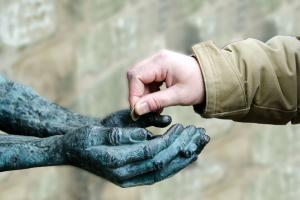 Не оскудеет рука дающего