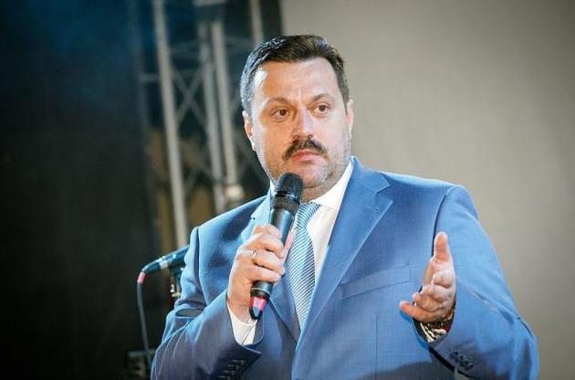 Люди депутата Деркача бесплатно получили 42 га земли на десятки миллионов долларов — Bihus.info