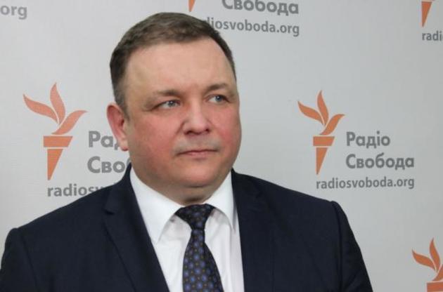 Уволенный с должности судьи КСУ Шевчук обратился в суд с иском