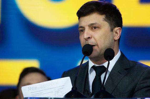 Треть украинцев дают Зеленскому год на утверждение лидерских способностей — соцопрос