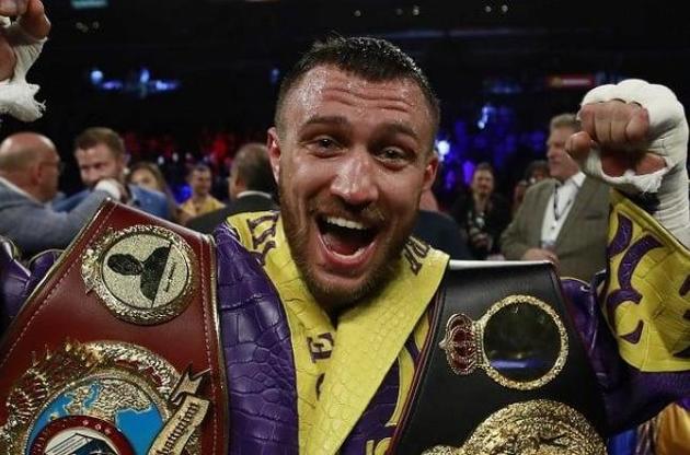 Ломаченко владеет двумя титулами