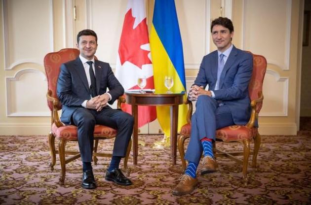 Зеленський обговорив із Трюдо оборонне співробітництво України і Канади