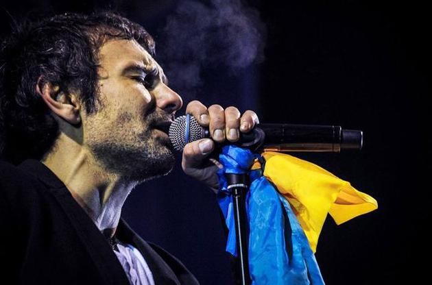 Співак збирається поєднувати політику і концертну діяльність