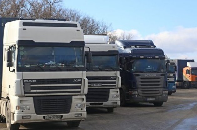 Обмеження руху починається з 10 ранку