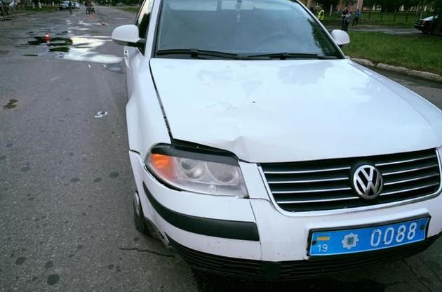 В Конотопе полицейский автомобиль сбил ребенка на пешеходном переходе