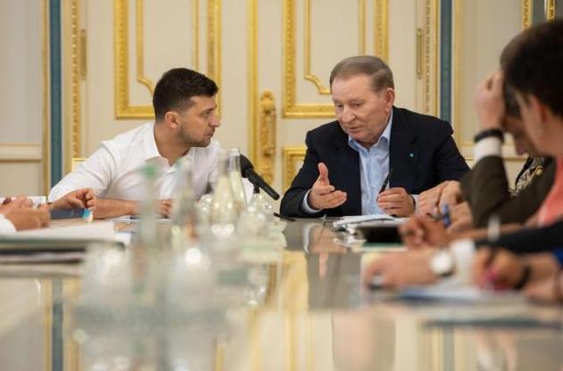 Зеленский назвал главную цель переговоров в Минске - прекращение огня