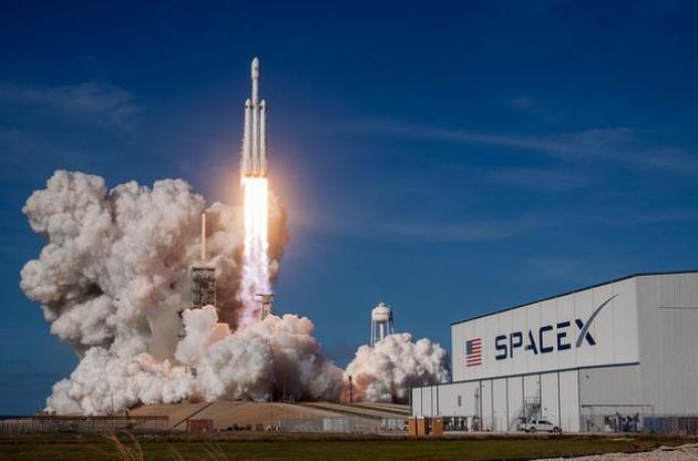 SpaceX потеряла первую ступень Falcon Heavy
