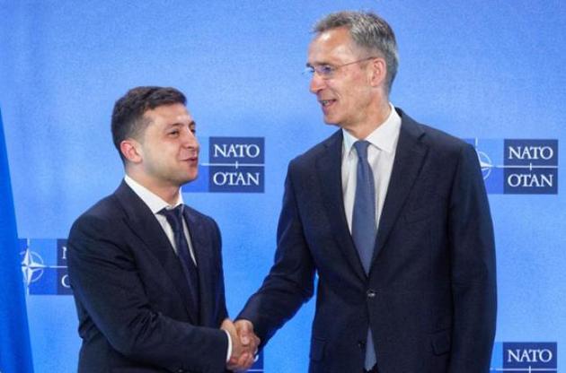 Столтенберг нагадав Зеленському умови вступу України до НАТО