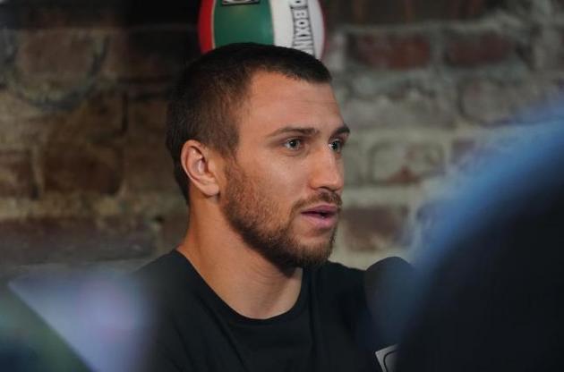 Бой відбудеться 12 квітня