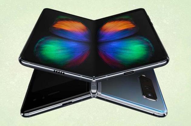 Samsung решила проблемы с экраном гибкого смартфона – Bloomberg