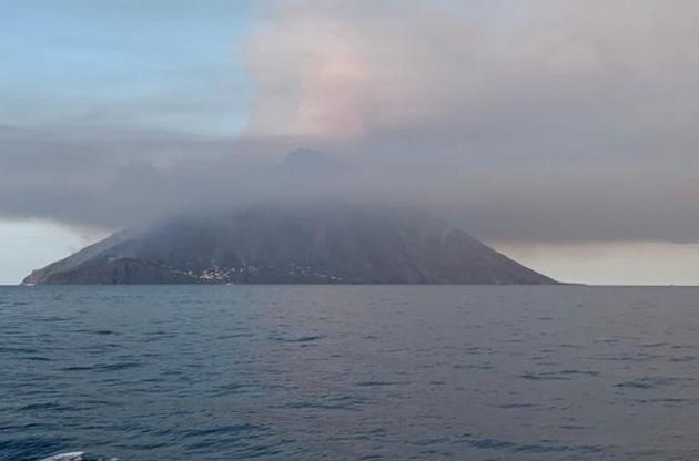 В Италии началось извержение вулкана Стромболи, молчавшего 20 лет