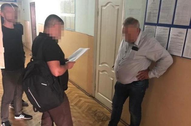 По данным следствия, директор распоряжался территорией парка как своей собственной