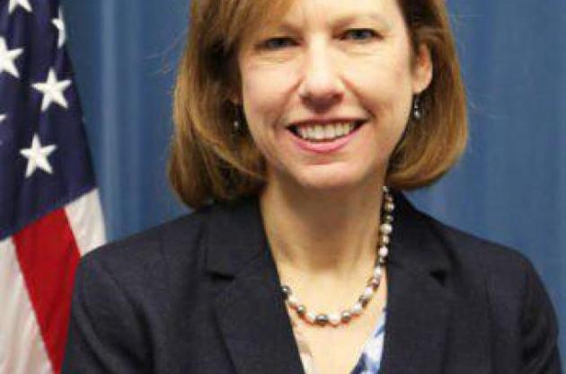 Ранее Кристина Квиен была ио заместителя главы миссии в посольстве США в Париже