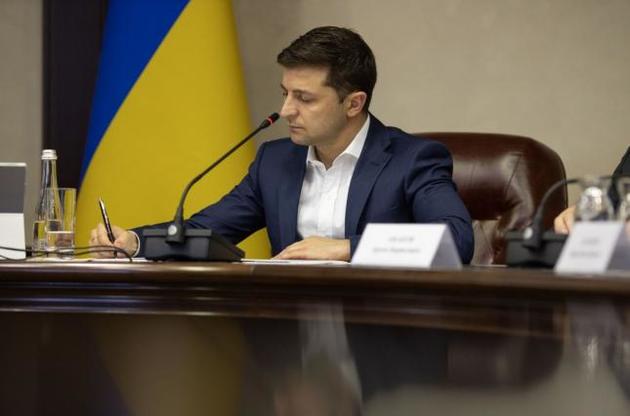 Зеленский предоставил гражданство 14 иностранцам, которые защищали Украину