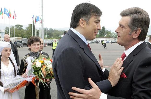ГБР подозревает махинации в межгосударственном контракте на оружие времен Ющенко и Саакашвили