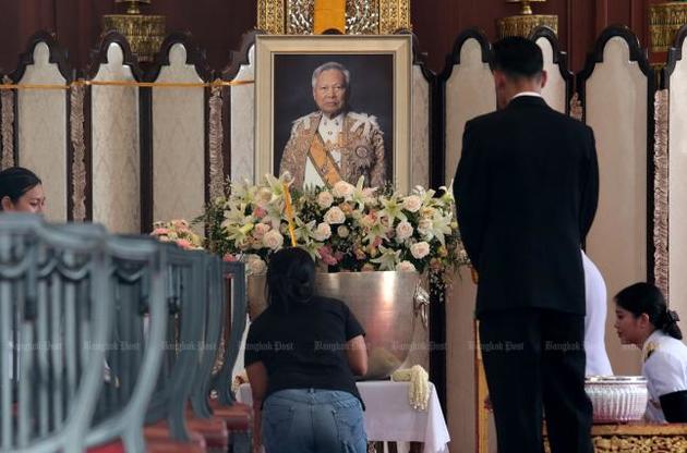 Бывший премьер-министр Таиланда завещал все свои сбережения беднякам своей страны