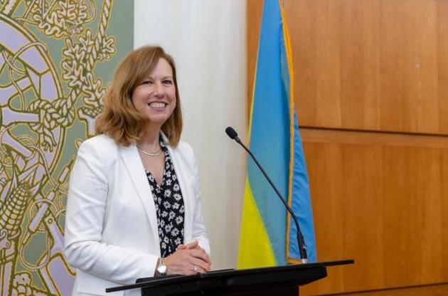 Посольство США підтвердило інформацію DT.UA: Крістіна Квін прибула до Києва 28 травня
