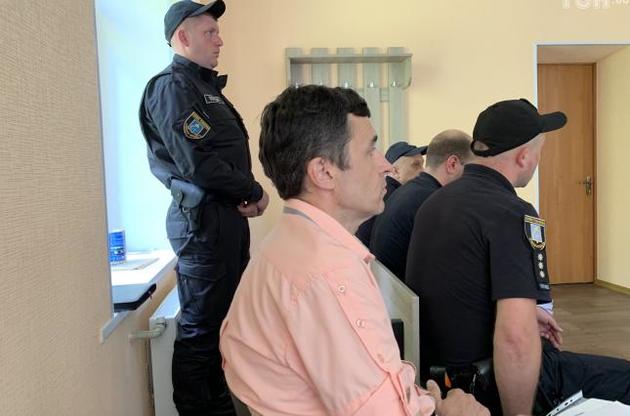 Водитель сбил мальчика, который выпрыгнул на дорогу, а затем побежал