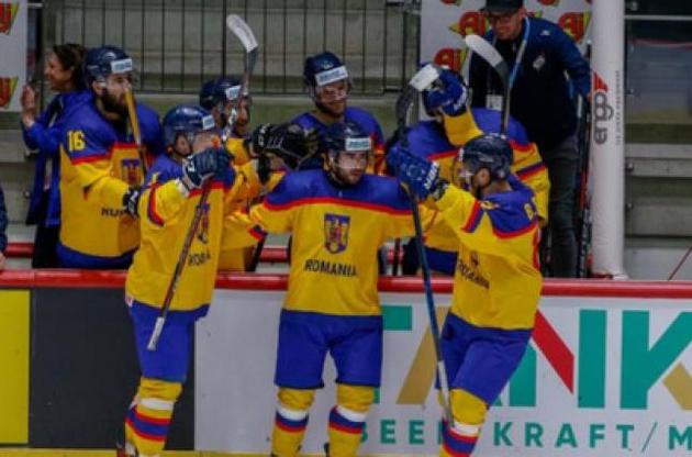 Украина разгромно проиграла Румынии на хоккейном чемпионате мира