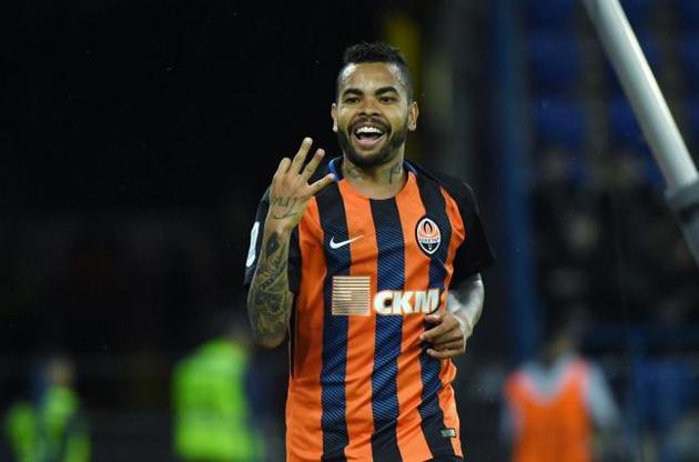 Дентіньо забив три голи