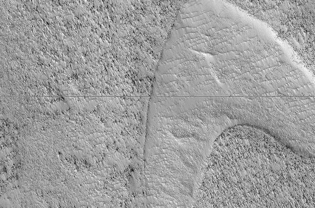 На Марсе заметили эмблему "Звездного флота" из "Стартрека"