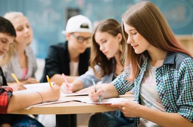 Відмінний подарунок молоді від уряду