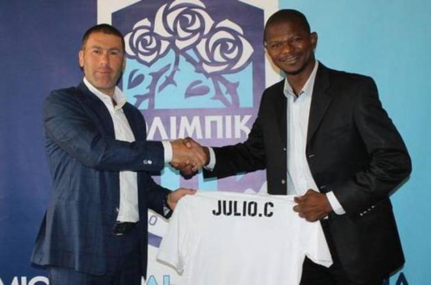 Сезар завершил карьеру футболиста в 2014 году