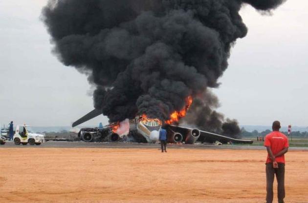 В Ливии ракетным ударом уничтожены два транспортных Ил-76