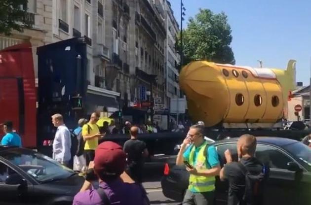 "Желтые жилеты" во Франции посвятили очередной марш раненым полицейскими протестующим