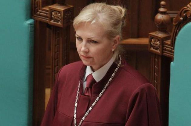 Президентскую булаву Владимиру Зеленскому вручит новая глава КСУ Наталья Шаптала