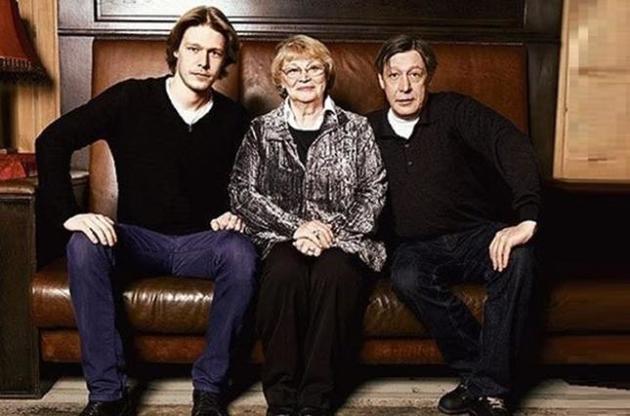 Микита і Михайло Єфремови - онук і син Алли Покровській