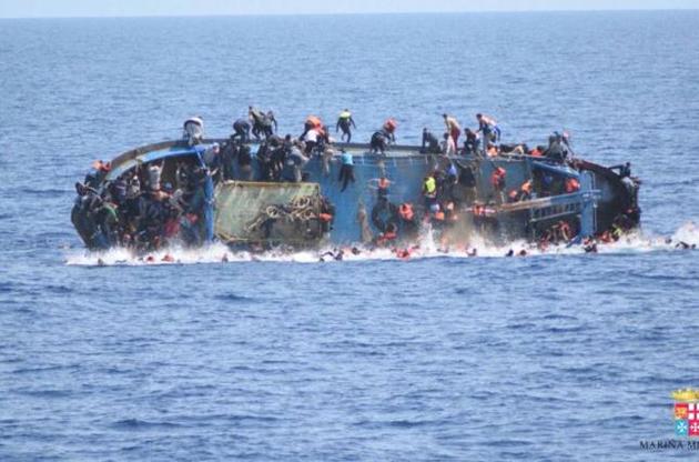 При крушении судна с мигрантами у побережья Туниса погибли 83 человека