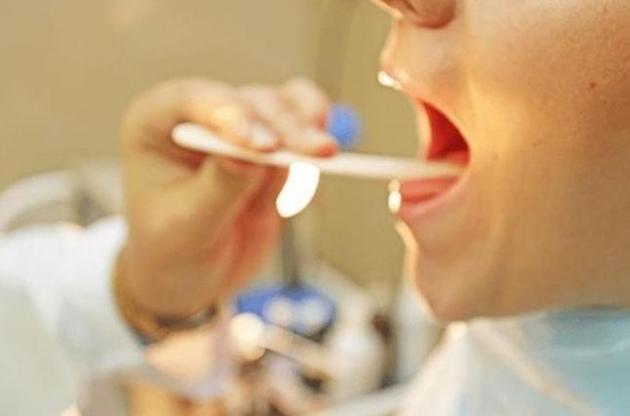 Девушка пропустила прививку от дифтерии