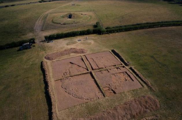Археологи нашли на "острове друидов" захоронение возрастом четыре тысячи лет
