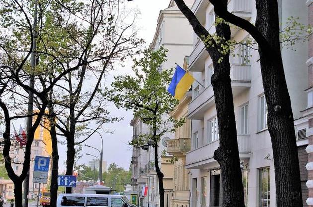 Посольство Украины в Польше осудило нападение на украинцев в Варшаве