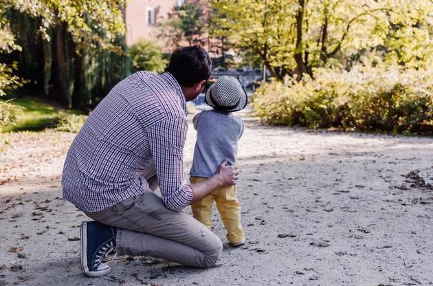 В Украине впервые официально отмечают День отца