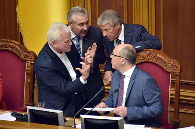 У Раду переобралися 82 колишніх депутата