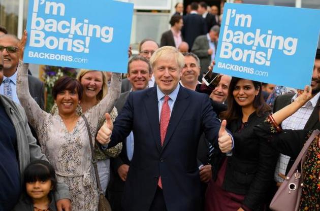 Джонсон возглавил британское правительство в среду