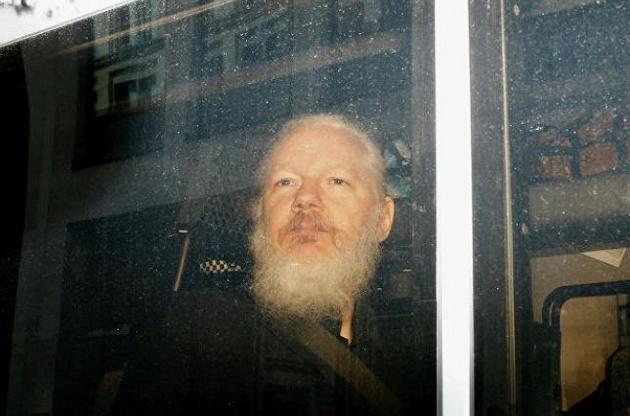 13 июня министр внутренних дел Великобритании Саджид Джавид подписал разрешение на экстрадицию основателя WikiLeaks Джулиана Ассанжа в США