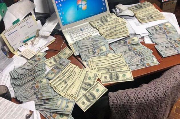 Советница получила 650 тысяч гривень взятки