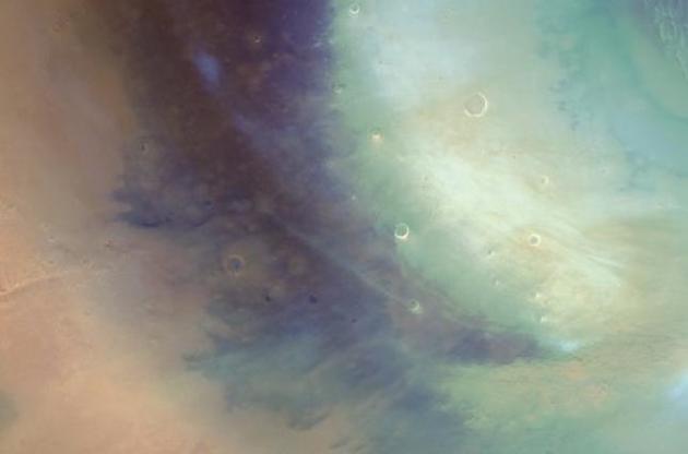 Аппарату Mars Express удалось заметить восемь пылевых бурь на Марсе