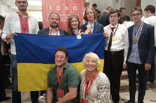 Украинские школьники завоевали четыре медали на Международной ученической олимпиаде по химии