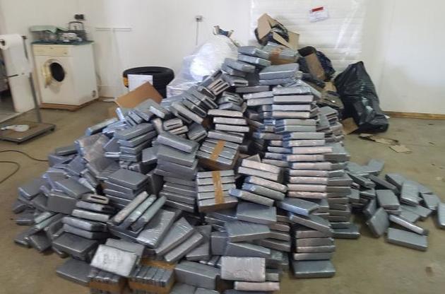 Вместо сои в контейнере оказалось 4200 упаковок кокаина