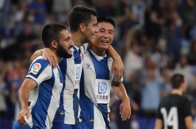 Испанцы добыли комфортное преимущество