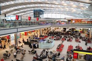 Аэропорт Хитроу в Лондоне отменил 172 рейса в связи с забастовкой сотрудников